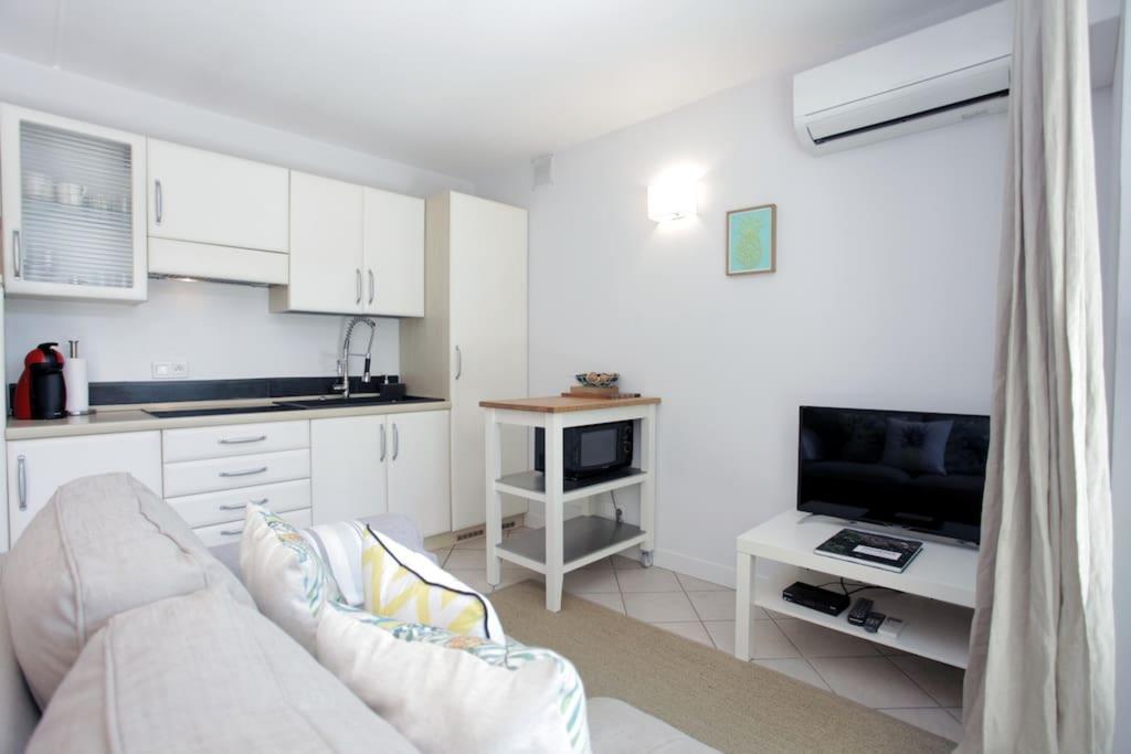 Beautiful Studio Close To Beach Private Parking Villeneuve-Loubet Extérieur photo